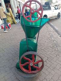 Industrial oil press machine