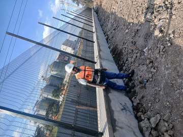 High-Visibility Orange Construction Safety Vest with Pockets