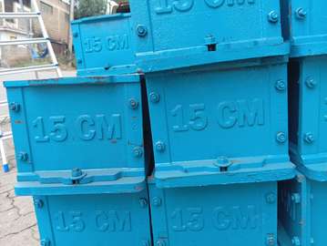 Concrete cube moulds heavy duty