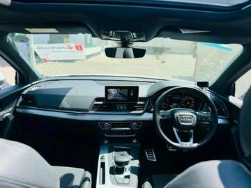 AUDI Q5 S-LINE QUATTRO