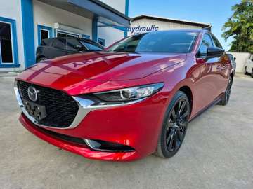 Mazda 3 sedan redwine