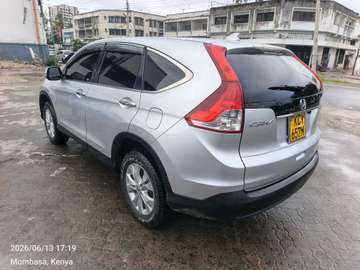 HONDA CR-V 2012MODEL FULLY LOADED