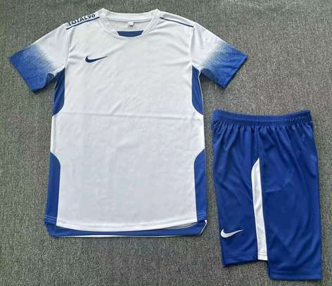 Team uniform image 2