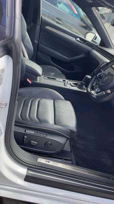 VOLKSWAGEN ARTEON 2018MODEL SUNROOF image 6