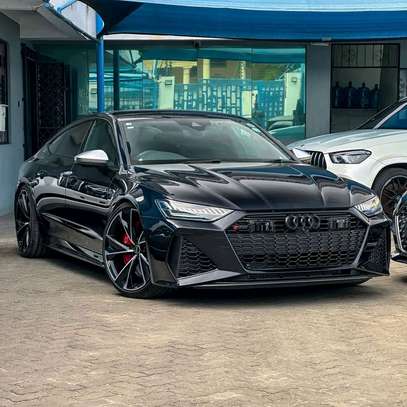 Audi RS7 Black High-Performance Sedan LED image 2