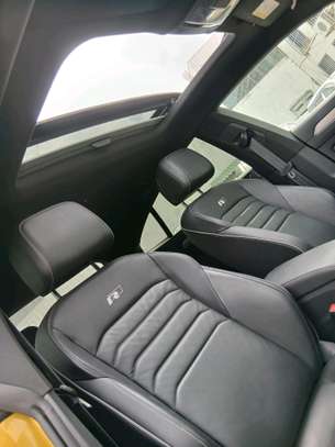 Volkswagen Arteon R-LINE image 4