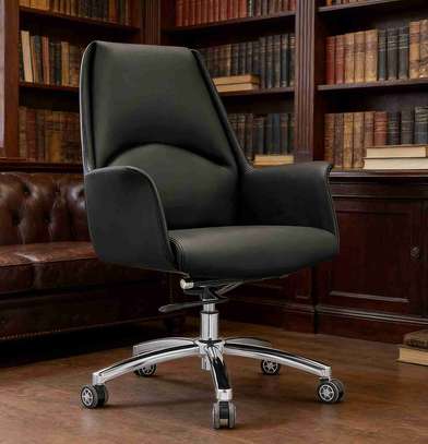 Executive Leather Director's Chair image 4