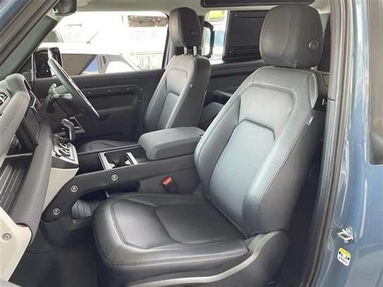 2022 LAND ROVER DEFENDER 110X DYNAMIC HSED300 image 6