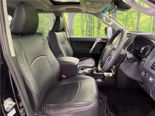 2021 TOYOTA LAND CRUISER PRADO TX image 4