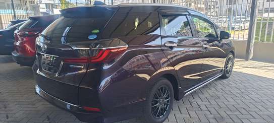 Honda Fit shuttle Hybrid purple 2019 image 12