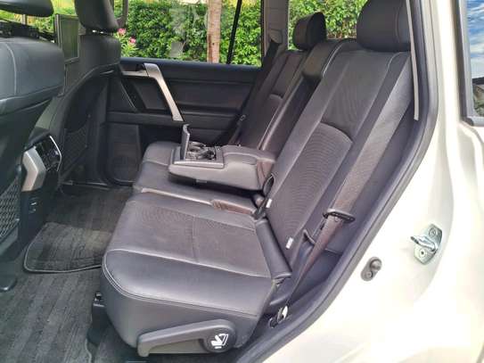 Toyota land Cruiser Prado TX petrol 2018 image 3