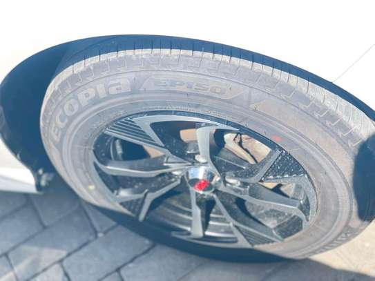 TOYOTA YARIS 2019MODEL image 5
