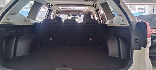 Subaru Forester SK9 Sunroof White 2019 image 11