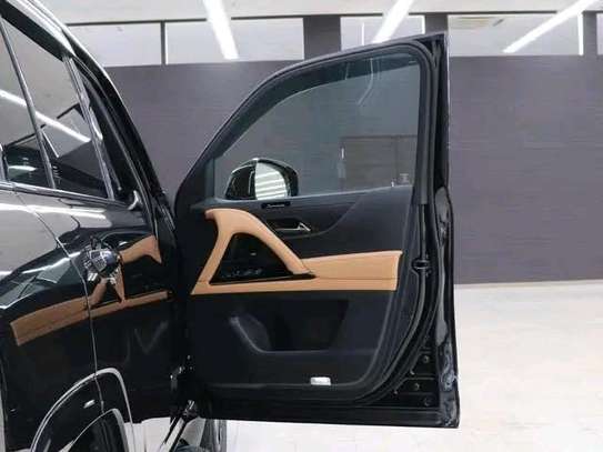 Lexus LX600 black 2023 New Imports image 5
