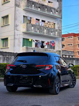 Toyota Corolla G sport image 3