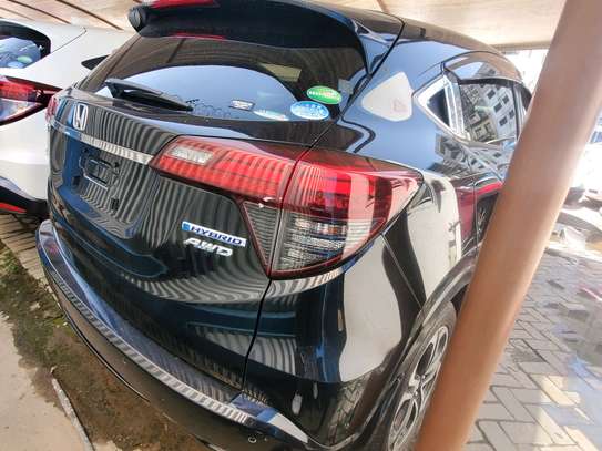 Honda vezel image 2