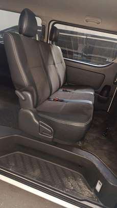 Toyota hiace 7L Diesel Super GL 2020 image 4
