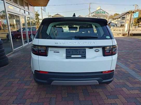 2020 LAND ROVER DISCOVERY SPORT image 6