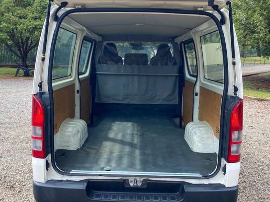Toyota Hiace 7L white color fully loaded 2019 model. image 2