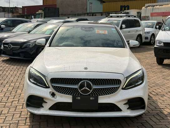 Mercedes benz C200 newshape image 9