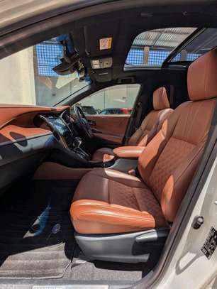 Toyota harrier Sunroof 2018 AWD image 10