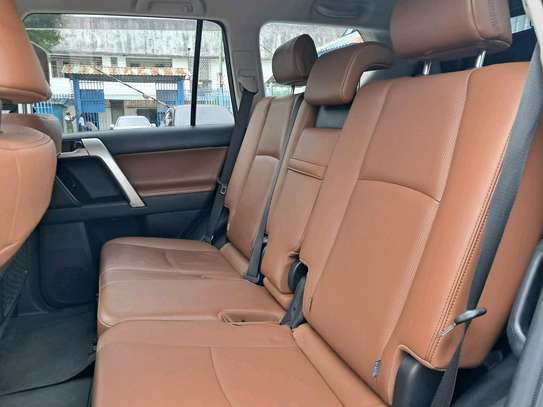 Toyota. Land Cruiser Prado grey image 13