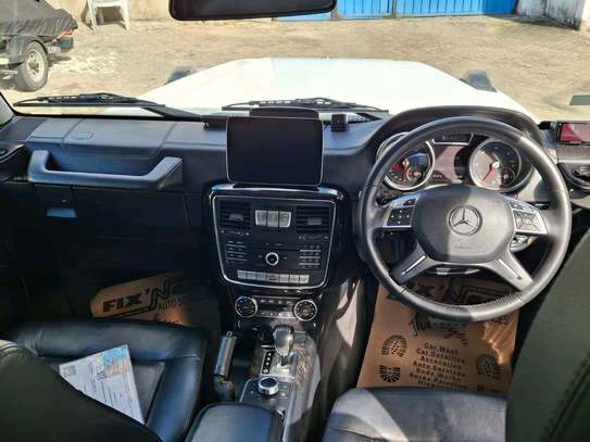 Mercedes Benz Gwagon G350D 2018 Facelift 2022 image 7