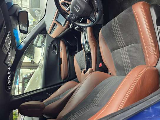 HONDA VEZEL HON HYBRID image 4