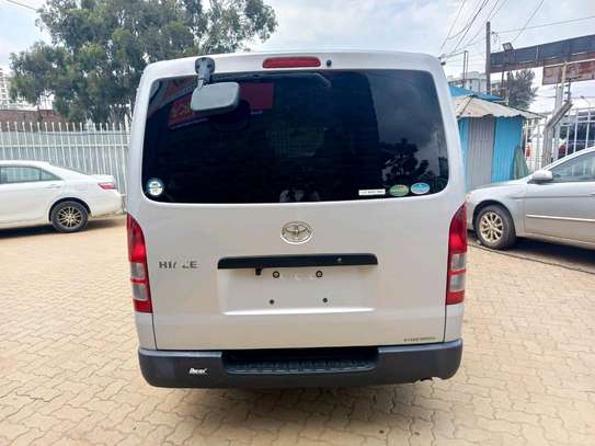 Toyota Hiace 7L 2018 model fully loaded. image 2