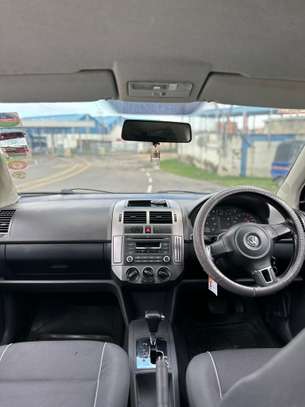 Volkswagen golf image 4