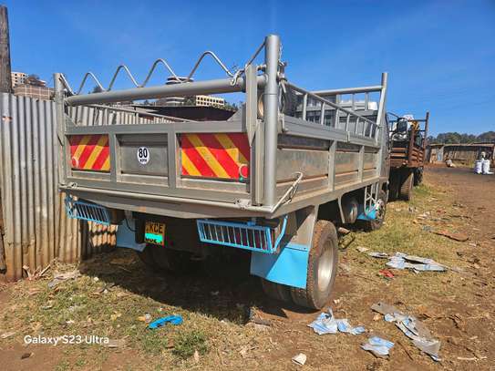 Durable Spacious Truck Cabin with Large Mirrors image 5