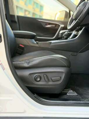 TOYOTA RAV4 2019MODEL SUNROOF TRD MODELLISTA image 8