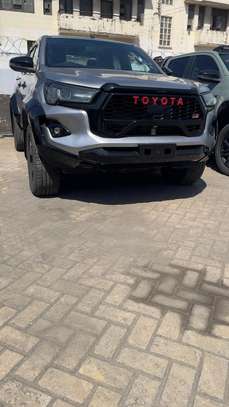 TOYOTA HILUX ROGUE DOUBLE CAB 2018MODEL image 12