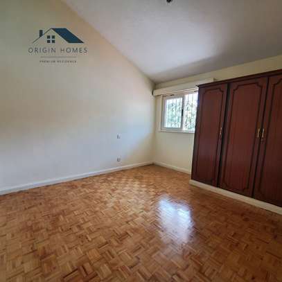 4 Bed Townhouse with En Suite at Kilimani image 8