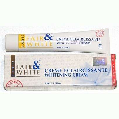 Fashion Fair & White Lightening Eclaircissante Cream image 1