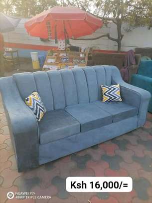 QUALITY READY MADE 3 SEATER SOFAS image 2