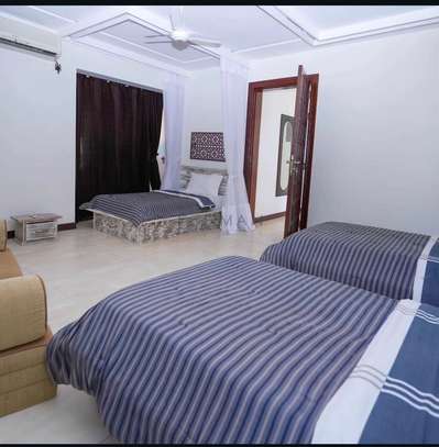 4 Bed House with En Suite in Vipingo image 11