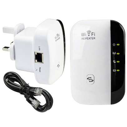 300 Mbps WiFi Repeater WiFi Extender image 1