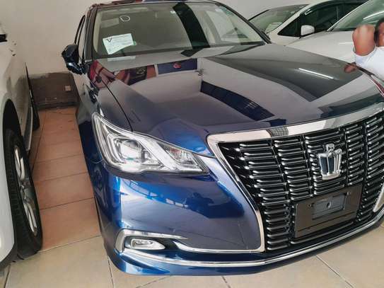 Toyota Crown royalsaloon blue 2016 image 2