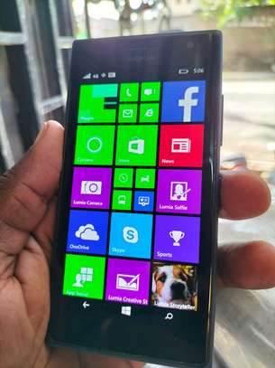 Nokia Lumia 735 Black and Green image 4