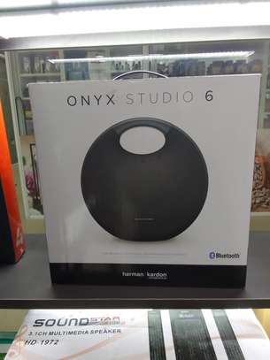 Onyx Studio 6 image 2
