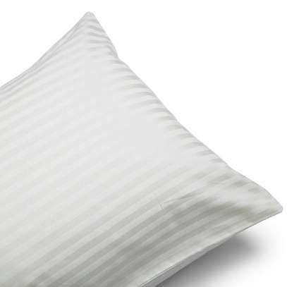 White pure cotton pillowcases image 2