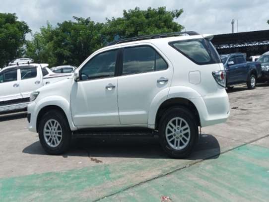 Toyota Fortuner 2014 For Sale!! image 3