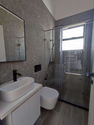 4 Bed House with En Suite in South C image 14