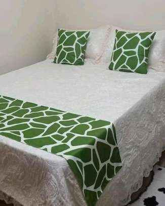 Quality bed runners image 1