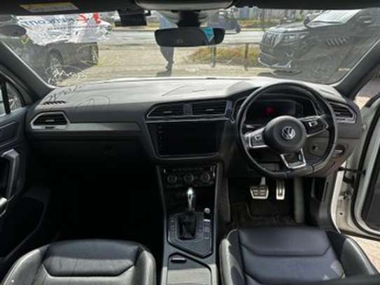 Volkswagen Tiguan white 2018 image 9