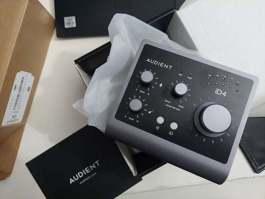 Audient Audio Interface iD4 MKII image 2
