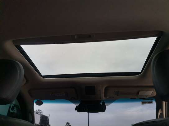 Toyota Prado image 5