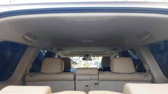 Toyota land cruiser Prado Txl 2019 image 9