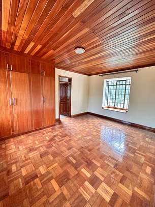 4 Bed Villa with En Suite in Karen image 6